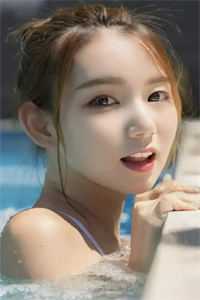 文娱：我大佬身份被女儿曝光了全文