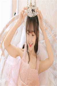 黄昏映入你眼眸异常火爆